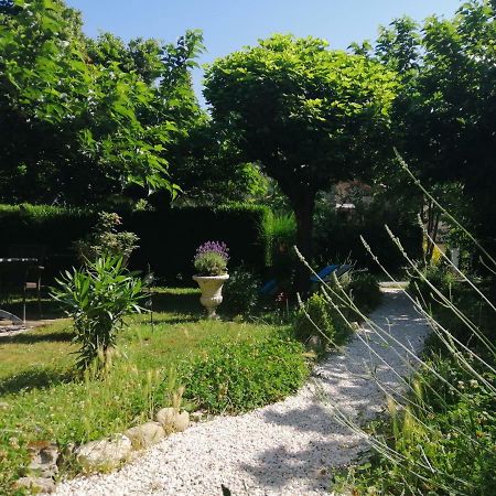 Gasthaus La Mirabelle-casteil Country House Exterior foto